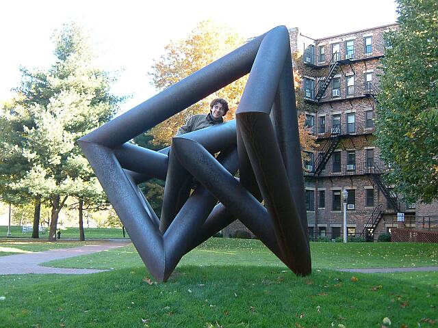 A Knotted Trivalent Graph at Boston University (5)