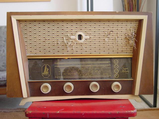 An old radio